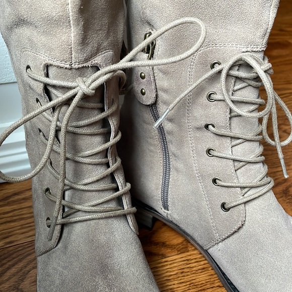 Sundance: (Price Firm) Boots by Chocolat Blu - Picture 6 of 9